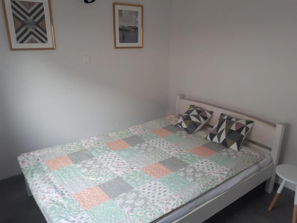 Sowi Kat Domki I Apartamenty Mikołajki Exterior photo